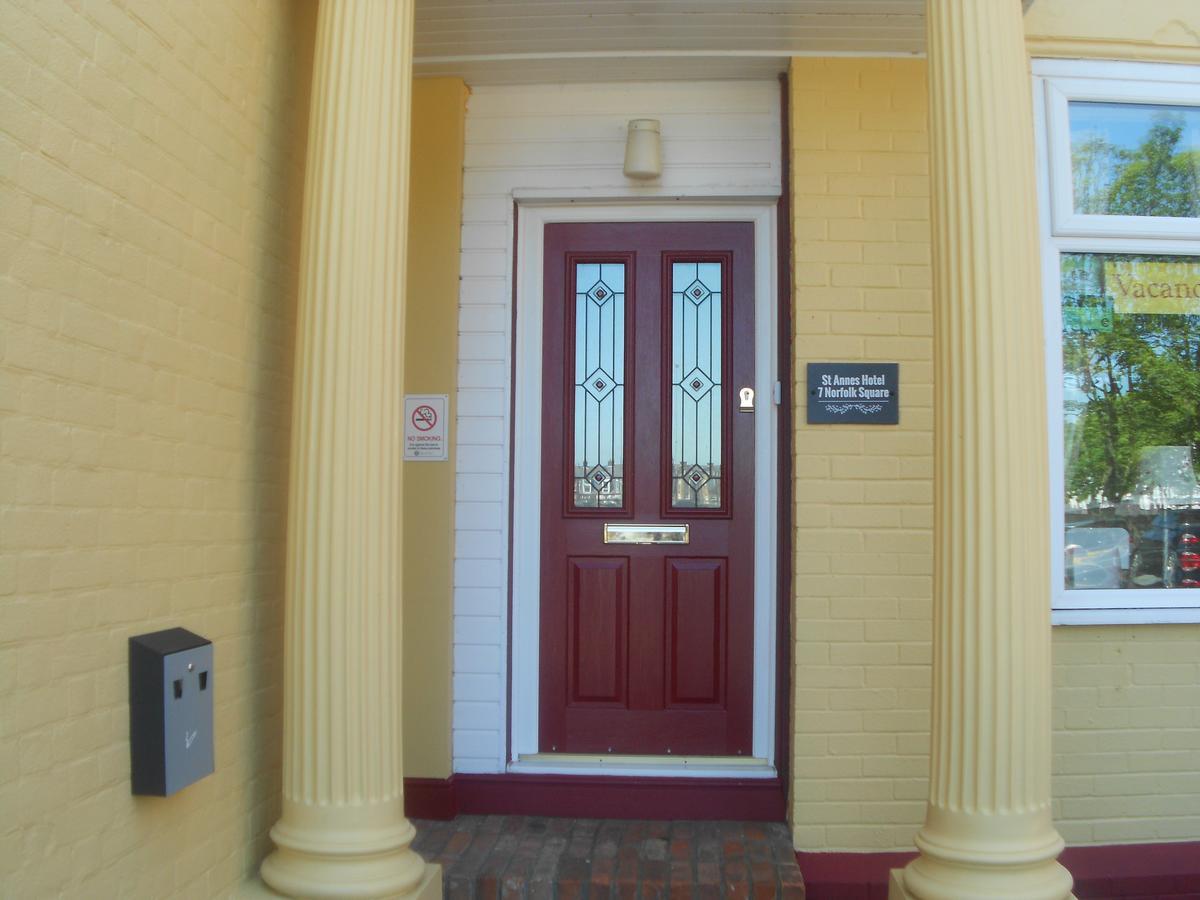グレート・ヤーマス St Annes Bed & Breakfast エクステリア 写真