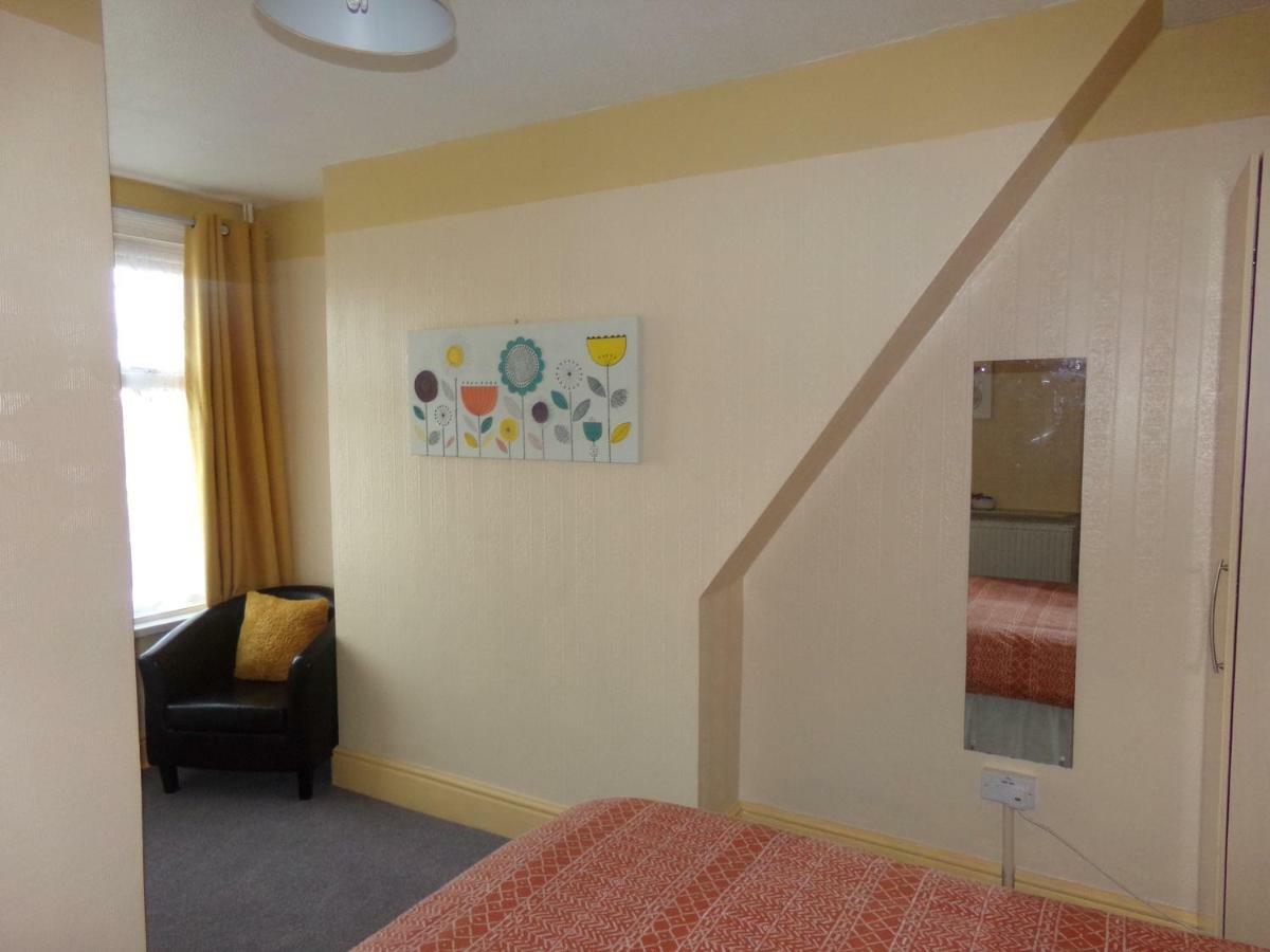 グレート・ヤーマス St Annes Bed & Breakfast エクステリア 写真